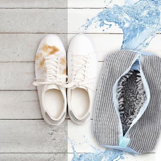 Shoe wash bag with cleaning fibers: Gentle on sneakers & sneakers in the washing machine
